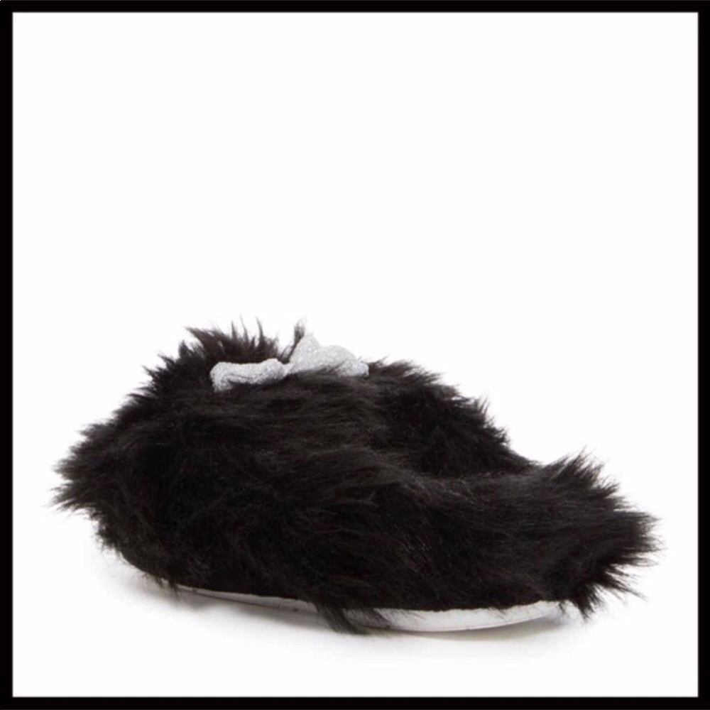 STEVE MADDEN BLACK SLIP ONS SLIPPERS SLIDES FLATS FAUX FUR PLUSH SLIPPERS - Picture 3 of 6